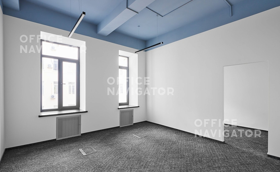 Аренда офиса 270 м², 4 этаж, в бизнес-центре Лесная ул., 43
