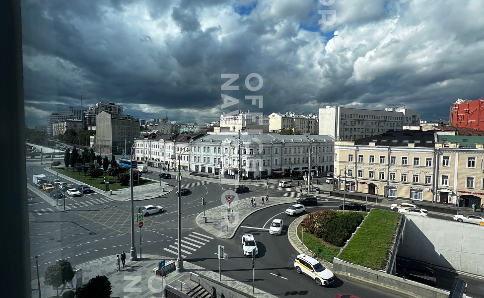 Аренда офиса 1771 м², 4 этаж, в бизнес-центре Wall Street
