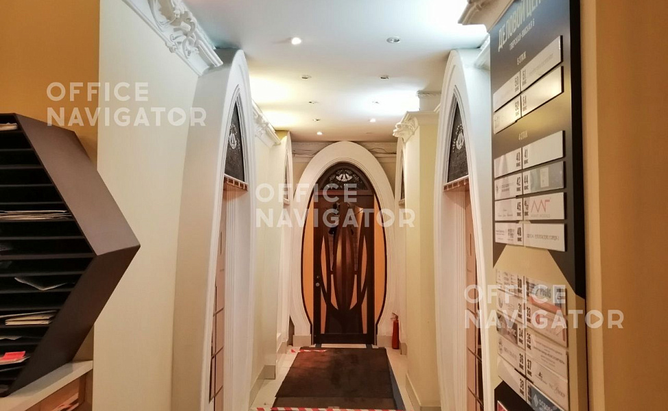 Аренда офиса 1566 м², 1-5 этаж, в бизнес-центре 
