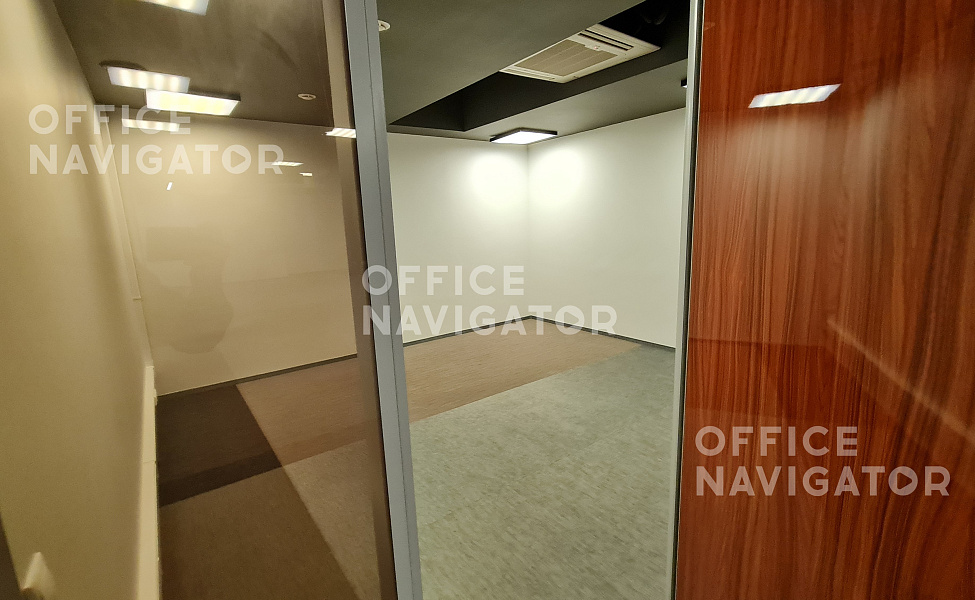 Аренда офиса 277 м², 2 этаж, в бизнес-центре Верейская Плаза III
