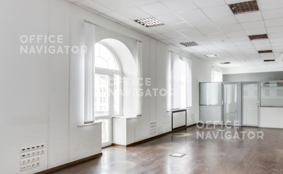 Продажа офиса 833 м², 1-5 этаж, в бизнес-центре Красносельская Н. ул., 30

