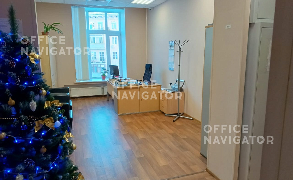 Аренда офиса 367.5 м², 4 этаж, в бизнес-центре Подсосенский пер., 20, стр. 1
