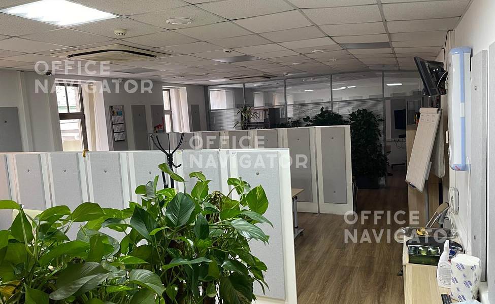 Аренда офиса 2653.4 м², 1-4 этаж, в бизнес-центре Земляной Вал ул., 68/18, стр. 5
