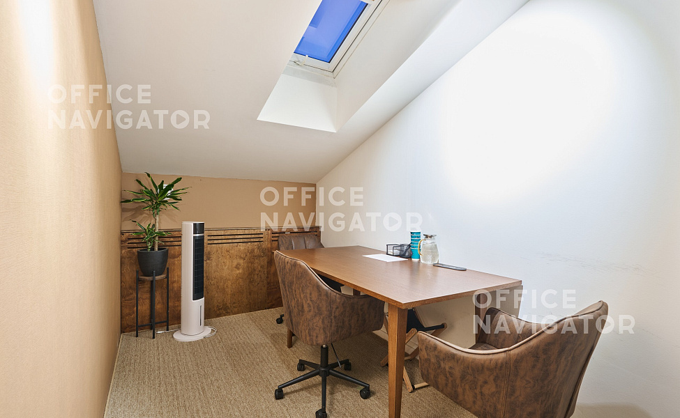 Аренда офиса 346 м², 7 этаж, в бизнес-центре Лесная ул., 43
