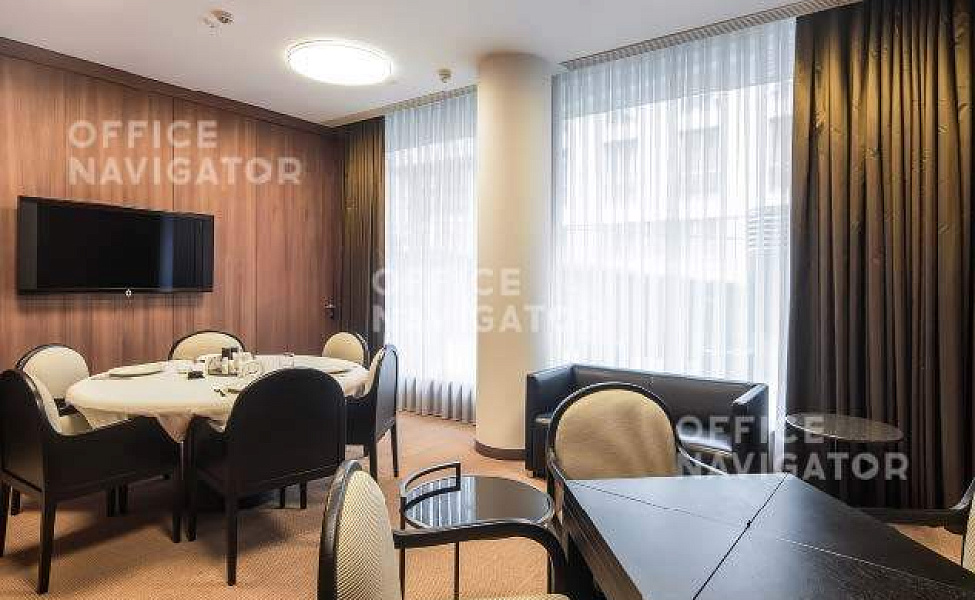 Аренда офиса 563 м², 1,6 этаж, в бизнес-центре Бутик-офиc
