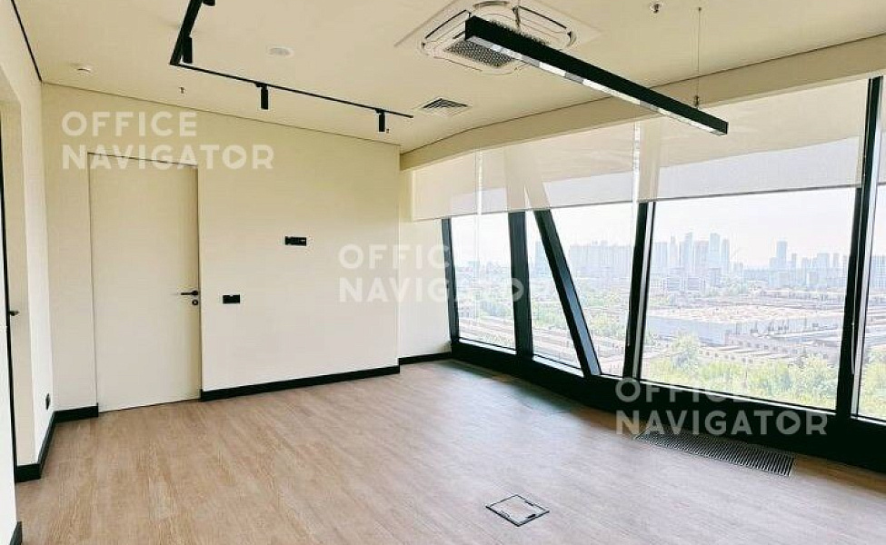 Субаренда офиса 1822 м², 12 этаж, в бизнес-центре 
