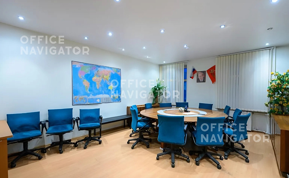 Аренда офиса 2412 м², 1-7 этаж, в бизнес-центре Ордынка М. ул., 35, стр. 3
