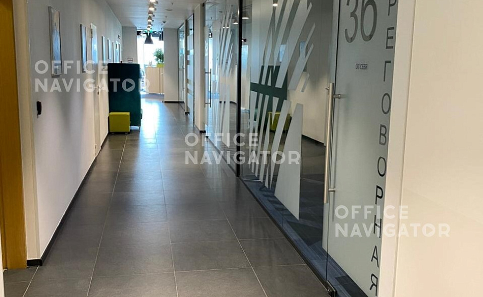 Аренда офиса 1771 м², 4 этаж, в бизнес-центре Wall Street
