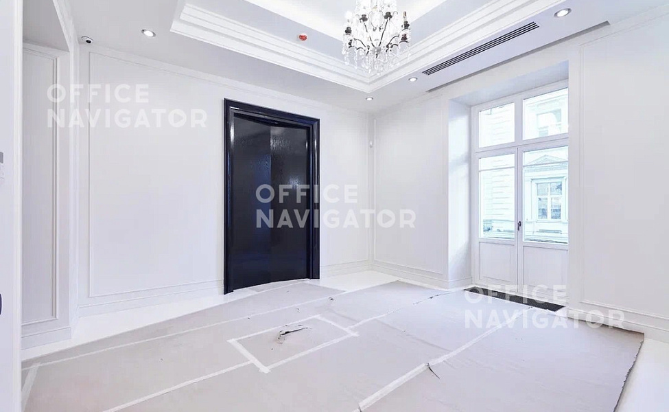 Аренда офиса 322 м², 2 этаж, в бизнес-центре Петровка ул., 18
