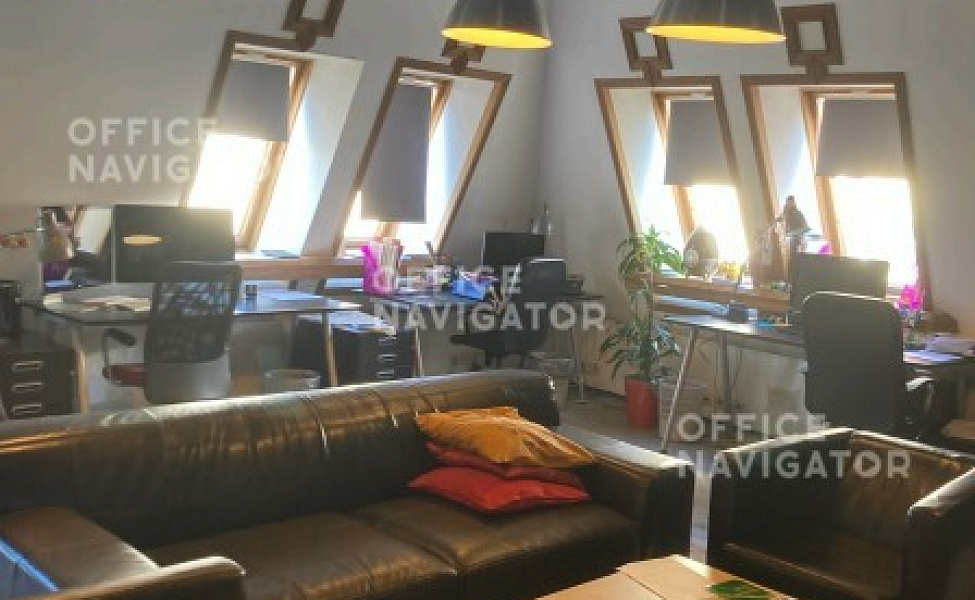 Аренда офиса 260 м², 4 этаж, в бизнес-центре Трубная ул., 25, стр. 3
