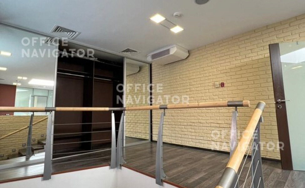 Субаренда офиса 527 м², 1-2 этаж, в бизнес-центре 
