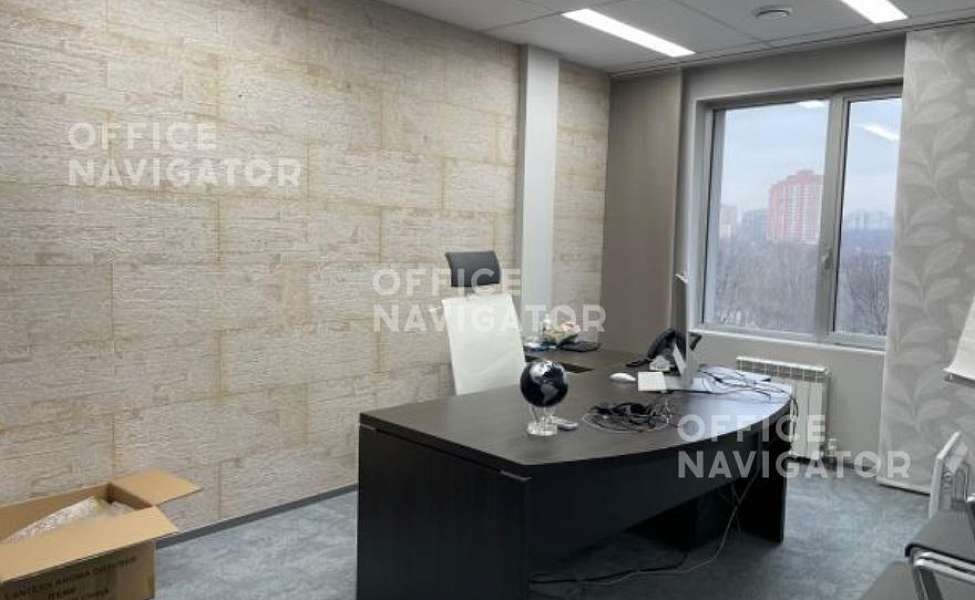 Аренда офиса 341 м², 4 этаж, в бизнес-центре Кутузофф Тауэр
