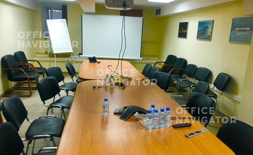 Аренда офиса 270 м², 3 этаж, в бизнес-центре Боевская 1-я ул., 5
