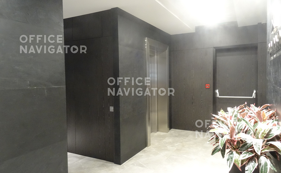 Аренда офиса 931 м², 2 этаж, в бизнес-центре Мосэнка Плаза 3
