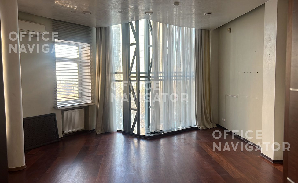 Аренда офиса 1270 м², 3-5 этаж, в бизнес-центре Каланчевская ул., 49
