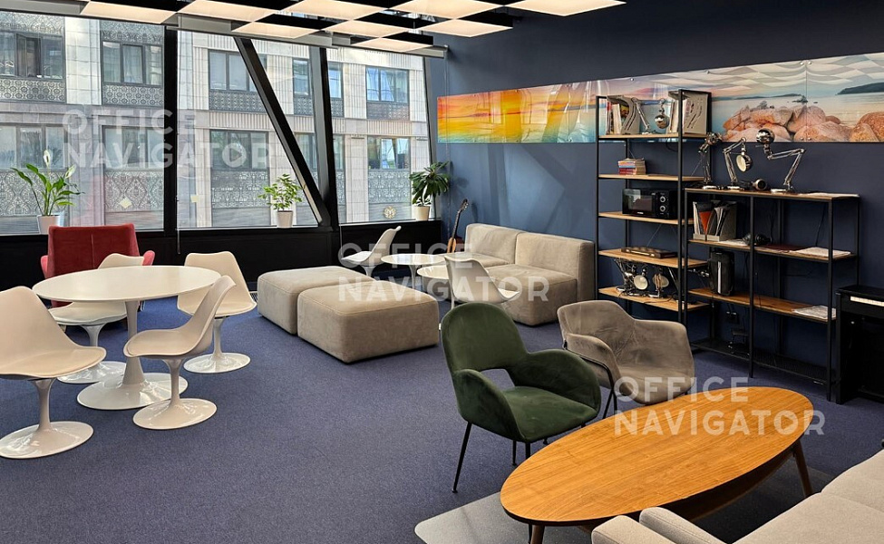 Аренда офиса 1375 м², 2 этаж, в бизнес-центре Искра-Парк
