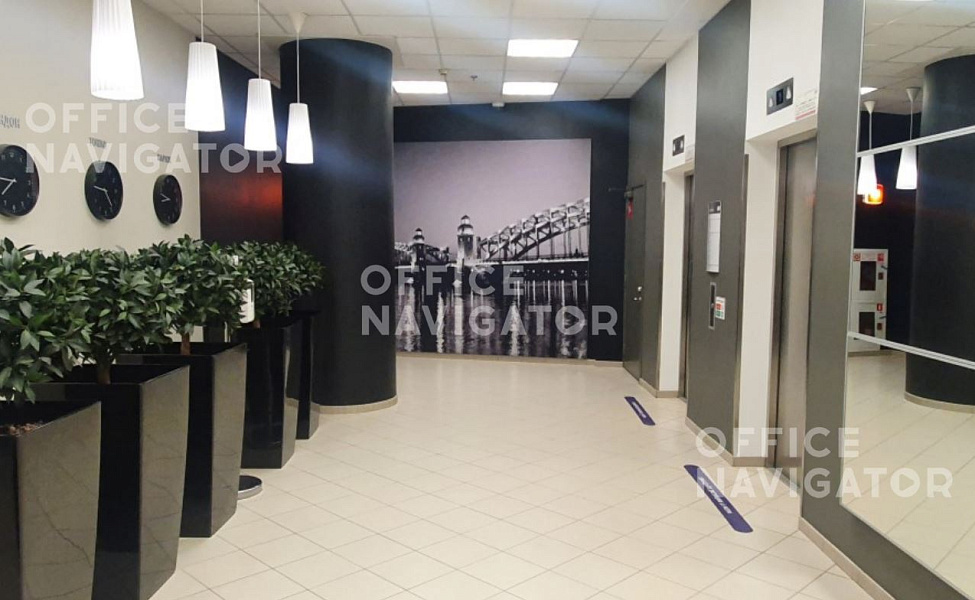 Аренда офиса 638.52 м², 9 этаж, в бизнес-центре Невский центр
