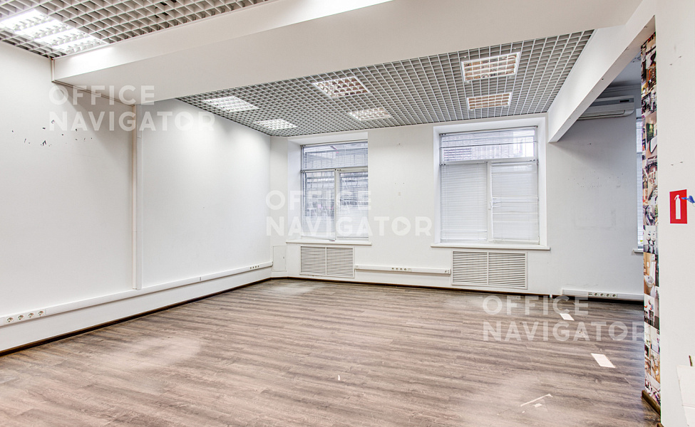 <name>Аренда офиса 219.6 м², 1 этаж, в бизнес-центре Рассвет 3.5, 3.6</name>
