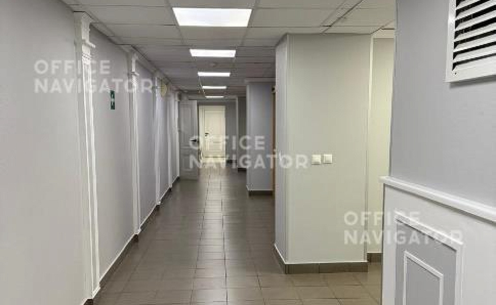 Аренда офиса 613 м², 2 этаж, в бизнес-центре Станция

