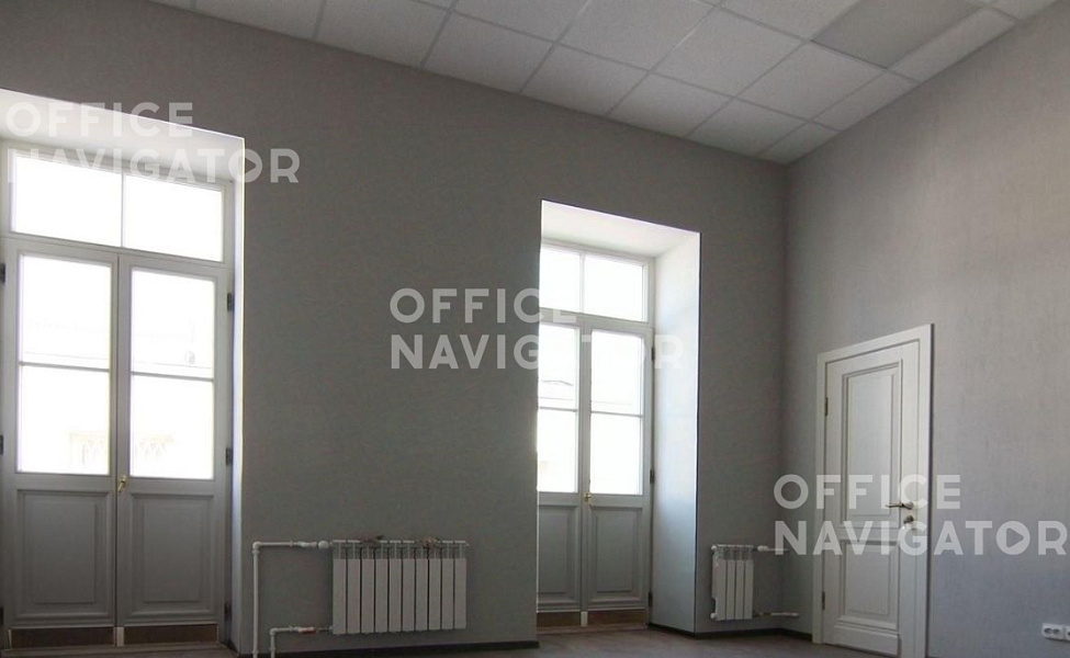 <name>Продажа офиса 801.5 м², 1-2 этаж, в бизнес-центре Шкиперский проток, 21</name>
