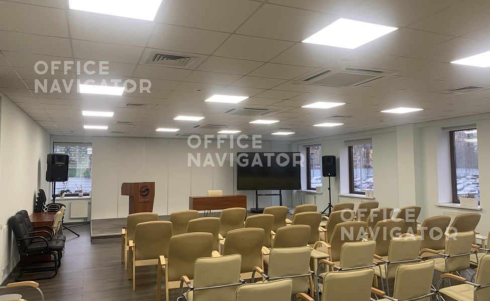 Аренда офиса 524.3 м², 2 этаж, в бизнес-центре Гринвуд
