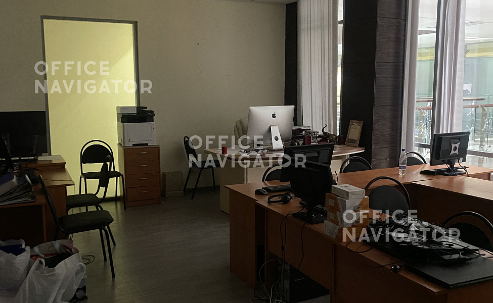 <name>Аренда офиса 173.5 м², 2 этаж, в бизнес-центре Омега Плаза</name>
