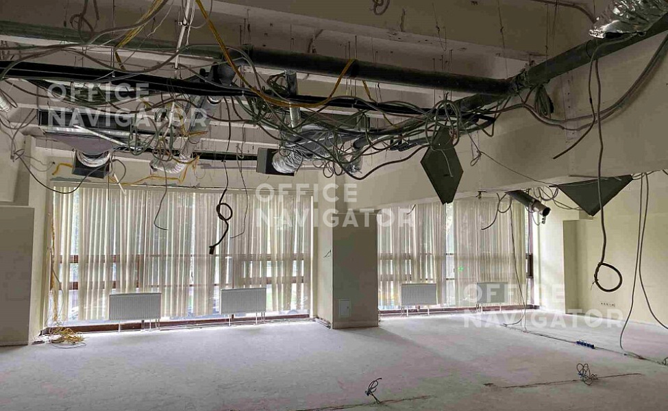Субаренда офиса 317 м², 2 этаж, в бизнес-центре 
