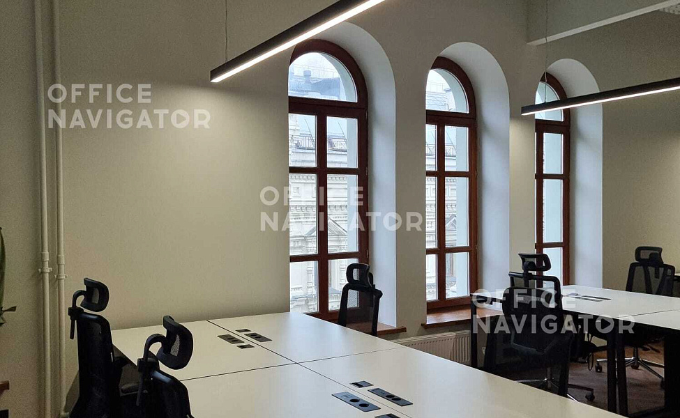 Аренда офиса 6855 м², 1-6 этаж, в бизнес-центре 
