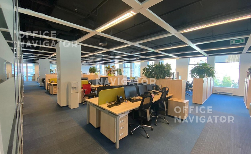 Аренда офиса 1771 м², 4 этаж, в бизнес-центре Wall Street
