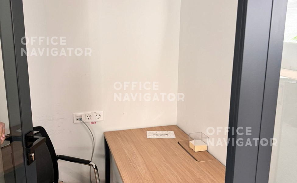 Аренда офиса 1050 м², 1 этаж, в бизнес-центре Большевик Фаза II (стр. 10)
