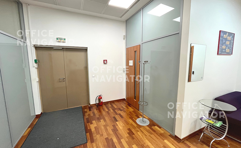 Аренда офиса 290 м², 2 этаж, в бизнес-центре Северное Сияние
