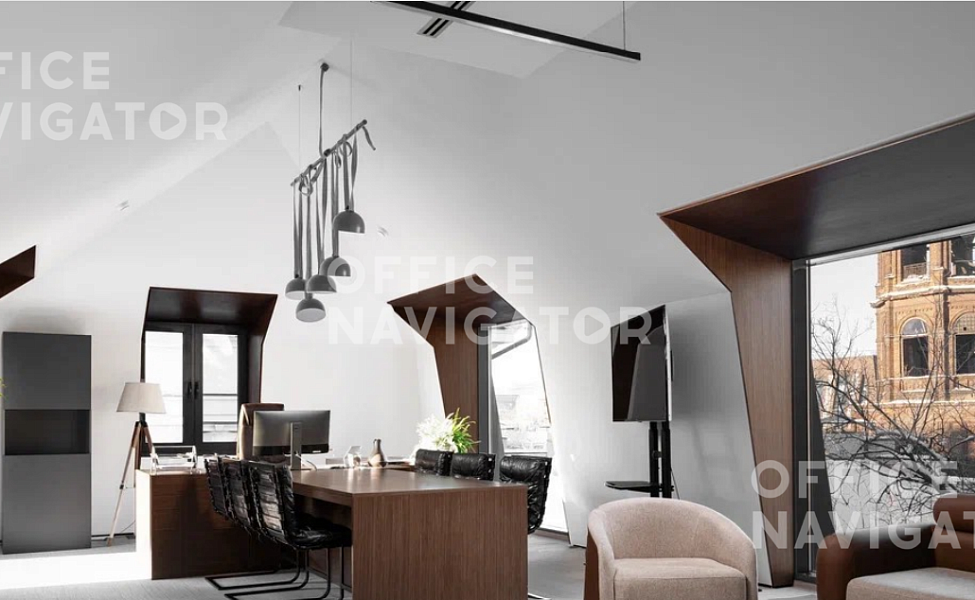 Продажа офиса 2100 м², 1-5 этаж, в бизнес-центре 
