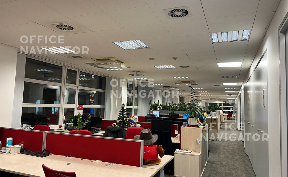 Аренда офиса 13311 м², 1-8 этаж, в бизнес-центре Правды ул., 8, корп. 1
