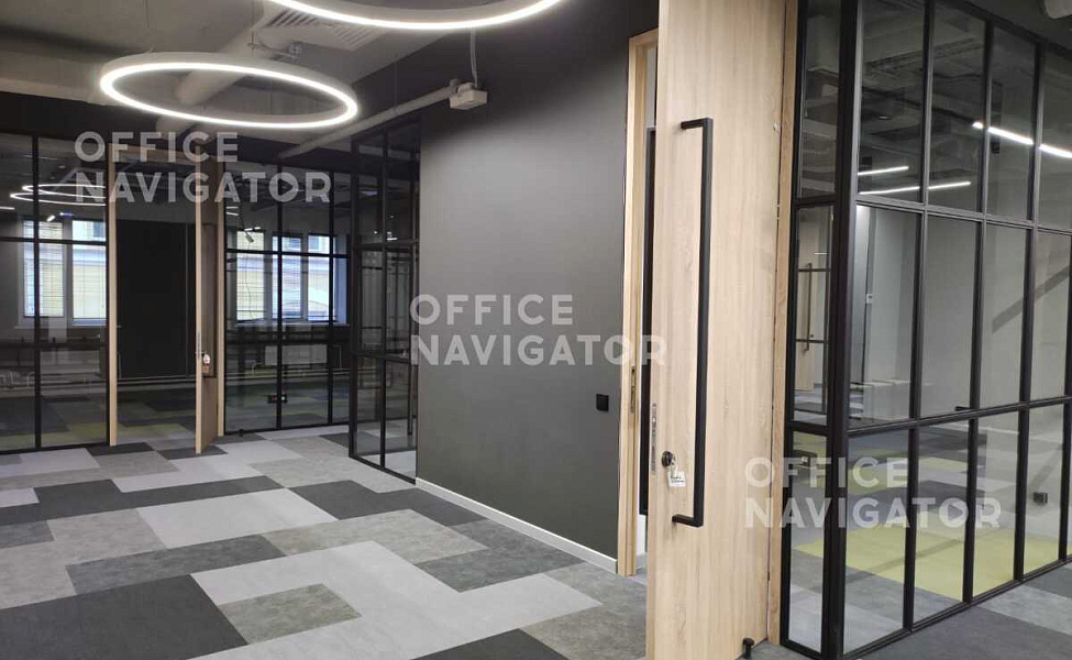 Аренда офиса 1178 м², 2 этаж, в бизнес-центре  Новь
