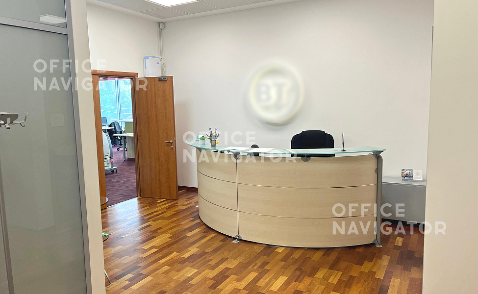 Аренда офиса 290 м², 2 этаж, в бизнес-центре Северное Сияние
