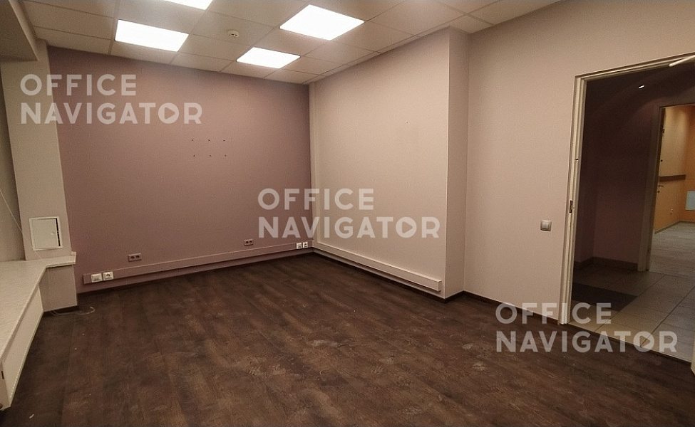 Аренда офиса 450 м², 5 этаж, в бизнес-центре Калужский

