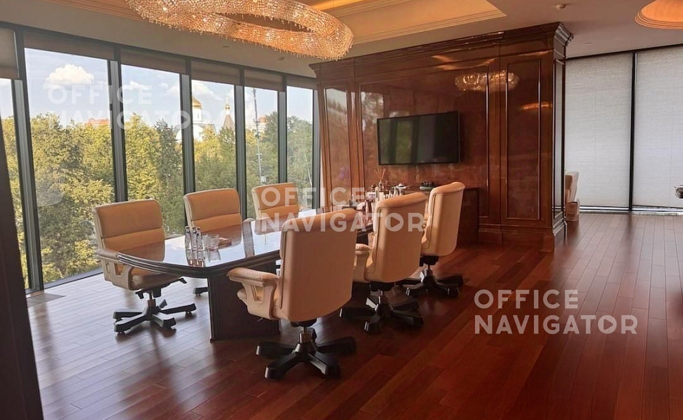 Аренда офиса 1285 м², 4 этаж, в бизнес-центре Лотос Здание А
