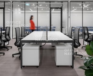 Субаренда офиса 454 м², 4 этаж, в бизнес-центре 
