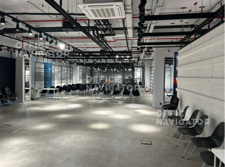Субаренда офиса 588 м², 5 этаж, в бизнес-центре 
