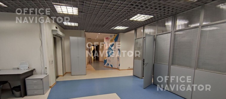 <name>Аренда офиса 375 м², 3 этаж, в бизнес-центре Валовая ул., 8, стр. 1</name>
