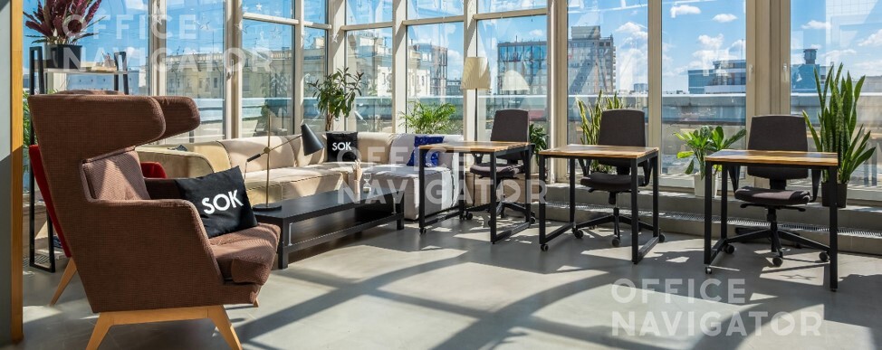 Субаренда офиса 1972 м², 1-7 этаж, в бизнес-центре 
