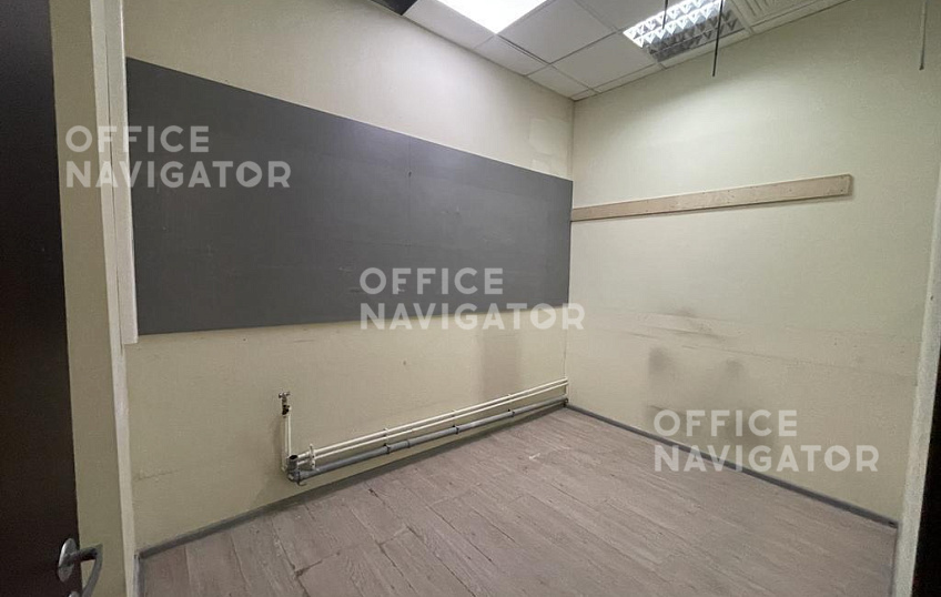 <name>Аренда офиса 153.5 м², 3 этаж, в бизнес-центре IQ Парк</name>
