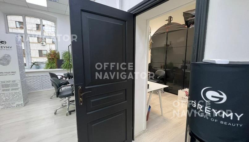 Аренда офиса 88 м², 2 этаж, в бизнес-центре 
