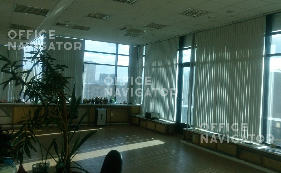 <name>Продажа офиса 1050 м², 9 этаж, в бизнес-центре Z Plaza</name>
