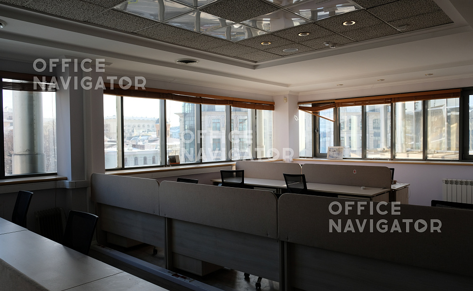 <name>Аренда офиса 3855.5 м², 3-6 этаж, в бизнес-центре Якиманка Б. ул., 18</name>

